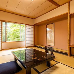 Japanese-Style Room